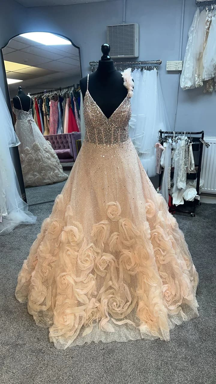 EV0028 Prom Dress
